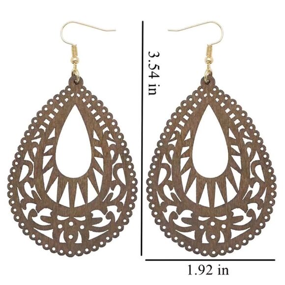NEW … BOHEMIAN STYLE WOODEN HOLLOW PATTERN DROP EARRINGS - Picture 4 of 6
